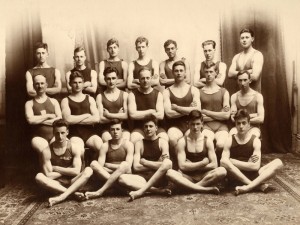 Swimming-Club-July-1923